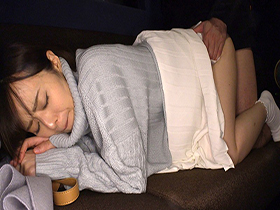 セフレちゃん ルナ 会えば絶対ヤラせてくれる女　サンプル画像08